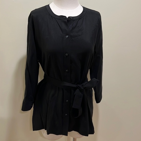 ⭐️NEW Natori Sanded Twill Tunic Top Shirt Black Medium - Picture 3 of 12